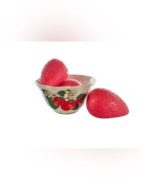 Avon x Royal Grafton Strawberry Set